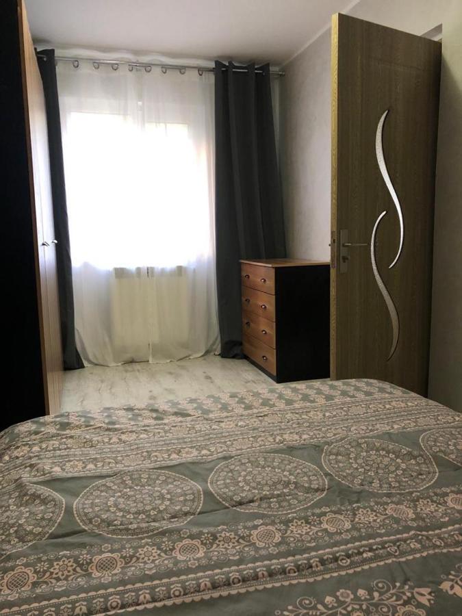 Dmi Apartment Iasi Buitenkant foto